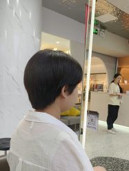 -苏豪路易士·嘉玛发廊