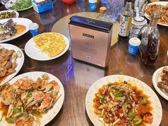 -三亚火车头万人海鲜广场