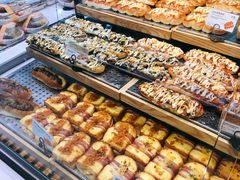 -巴黎贝甜(大宁国际商业广场店)