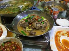 -独一佳老胡湘菜馆(矿山路店)