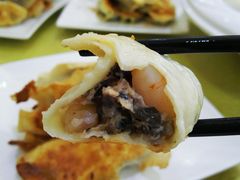 肉三鲜锅贴-春水锅贴·传统鲁菜(大明湖店)