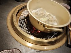 -铭牛烧肉·和牛海鲜自助(高新月牙湖店)