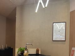 -灸春堂·艾灸·痛症·整脊连锁(之江银泰店)