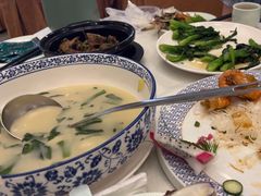 -五谷芳乳鸽王(海景店)