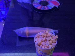 -莹乐迪量贩式KTV(祝桥店)