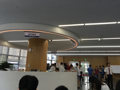 -上海市公安局徐汇区出入境管理局