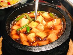 石锅沃豆腐-桂满陇-十里风荷(合生汇店)