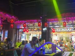 -喜鹊音乐酒馆(西街店)