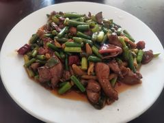 -余杨鸭鸭餐厅