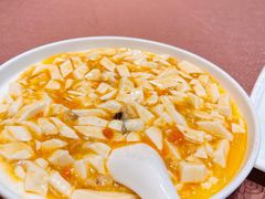 蟹黄豆腐-东方明珠老上海8号餐厅(东方明珠广播电视塔店)