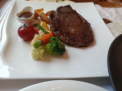 -东方滨江大酒店·滨江厅