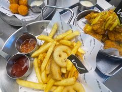 -W COLLECTIVE  DESSERT SHOP