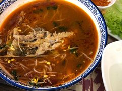 -哇蛙牛功夫面渝都料理(龙阳广场店)