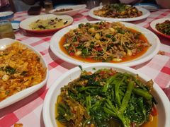 -洪霞餐馆·川菜·鲜货现炒(两江春城店)