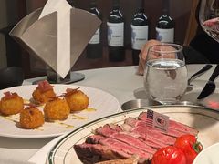 -MONICH牛排融合餐厅(和义大道购物中心店)