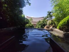 -七彩云南古滇温泉山庄