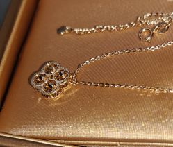 -菜百首饰店(东方新天地店)