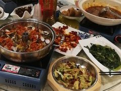-丹江口渔村·湘味厨房(桃园店)