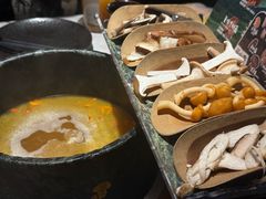 -芸山季·云南山珍菌火锅(人民广场来福士店)