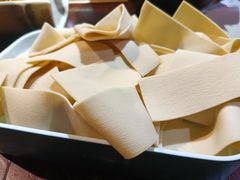 -东巴婆婆云南鱼豆花火锅(大东门店)