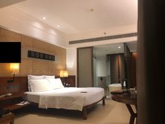 -三亚湾海居铂尔曼度假酒店