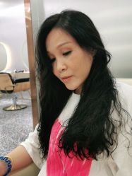 -Tloml salon