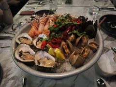 -La Mer Restaurant & Lounge