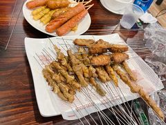-亮亮烧烤(积玉桥总店)