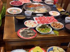 -沸炉重庆老火锅(军事博物馆店)