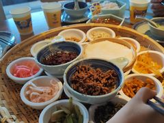 -包整·丝娃娃(一览甲秀楼风景店)