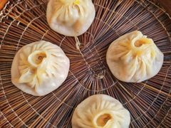 蟹黄小笼包-金隆兴(镜湖店)