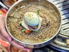 -GOGIYA·咕叽吖韩国传统烤肉店(东方新天地店)