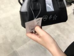 -PUMA品牌自营折扣店(武汉永旺梦乐城店)