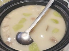 -老人和饭店(淮海中路店)