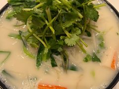 -肥汁米蘭香港米线(长宁来福士店)