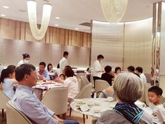 -香港百合居(LCM置汇旭辉广场店)