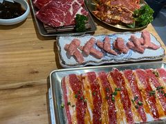 -汉城烤肉·黑金冠(华山路店)