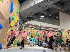 -ROCKPLUS攀岩馆(环宇城店)