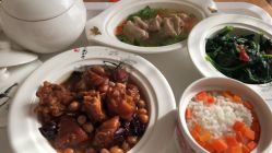 -菁幼月子会所(儿童医院店)