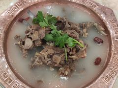 -城一锅涮烤羊蝎子·烤串