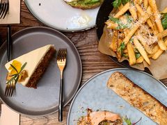 牛油果温泉蛋吐司-O'mills Sourdough Bakery&Bistro(永嘉路店)