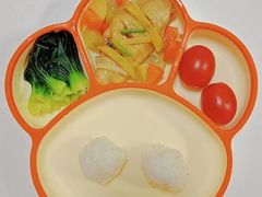 -佳禾月嫂育儿嫂(拱墅店)