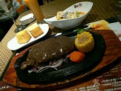 -尊品牛排(中大国际店)