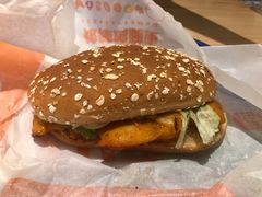果木香风味火烤鸡腿堡-汉堡王(砂之船奥莱店)