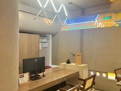 -灸春堂·艾灸·痛症·整脊连锁(之江银泰店)