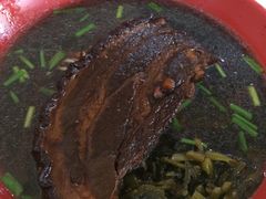 -小龙大肉面馆