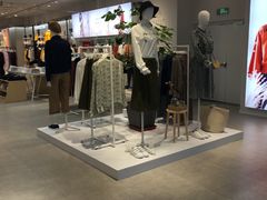 -美特斯邦威(新天地购物中心店)