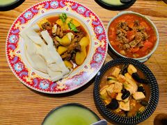 -塔哈尔·新疆盛宴(城西银泰店)
