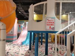 -汤姆猫亲子乐园(保利Mall店)