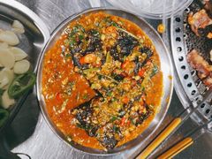 -马路牙子烧烤音乐酒馆(望京店)